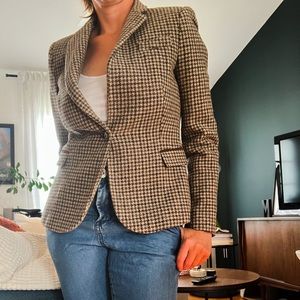 ZARA Basic classic country chic blazer.